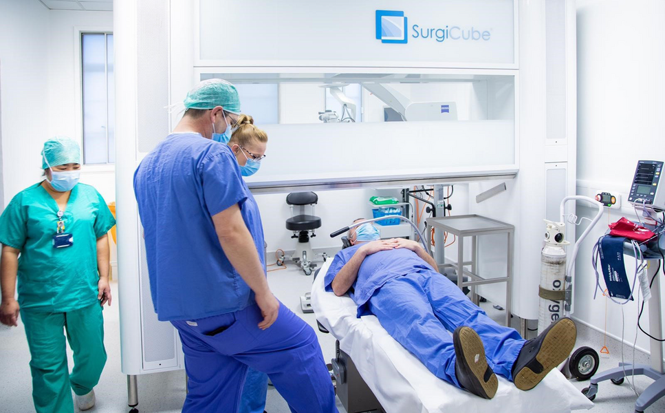 SurgiCube im klinischen Operationsumfeld